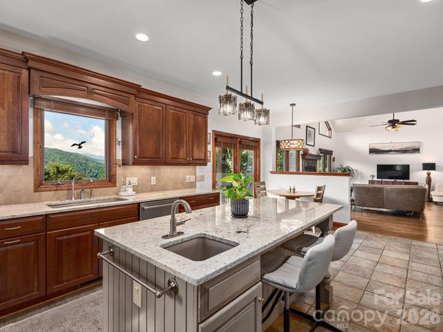 37 Enclave Drive, Waynesville, NC 28786