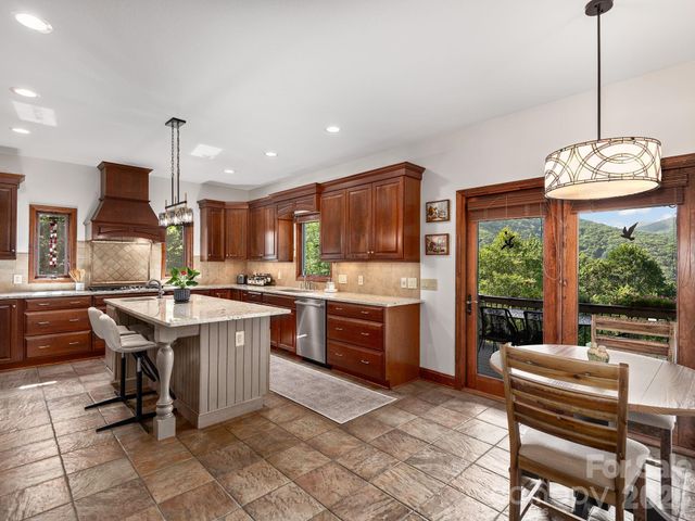 37 Enclave Drive, Waynesville, NC 28786