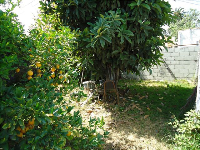 1723 browning blvd., Los Angeles, CA 90062