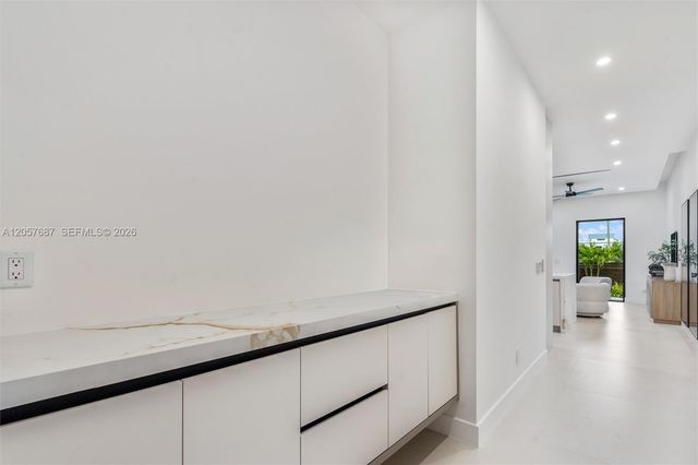 1319 NE 13th Avenue, Fort Lauderdale, FL 33304