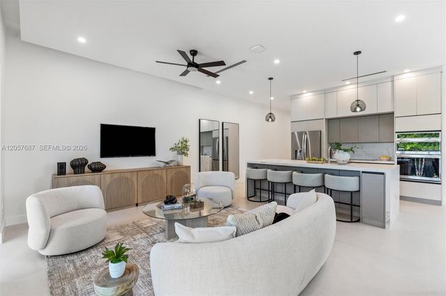1319 NE 13th Avenue, Fort Lauderdale, FL 33304