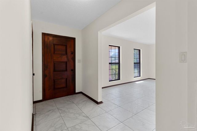 6635 Dallas Ave, Pensacola, FL 32526