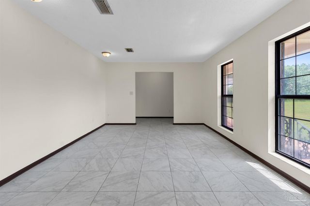 6635 Dallas Ave, Pensacola, FL 32526