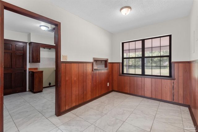 6635 Dallas Ave, Pensacola, FL 32526