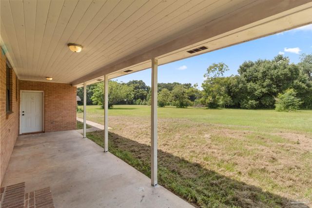 6635 Dallas Ave, Pensacola, FL 32526