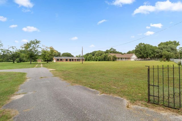 6635 Dallas Ave, Pensacola, FL 32526