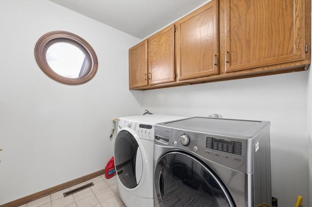 2248 James Street, Eagan, MN 55122