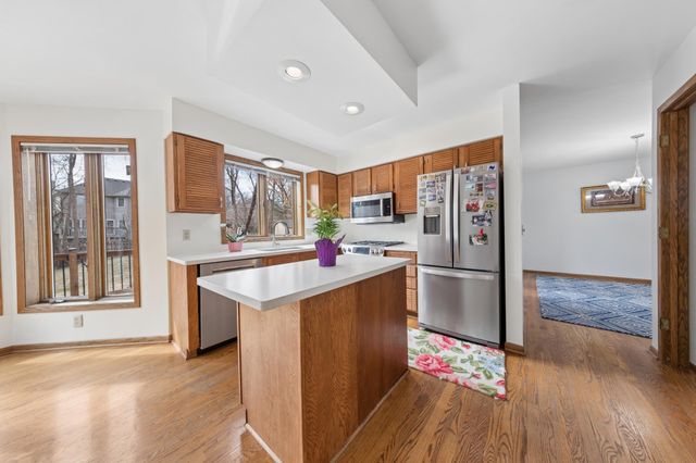 2248 James Street, Eagan, MN 55122