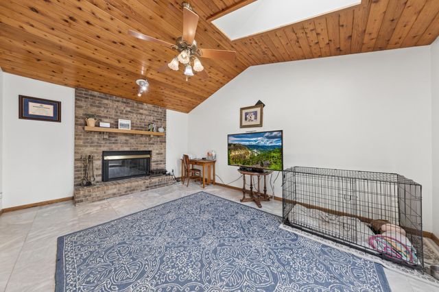 2248 James Street, Eagan, MN 55122