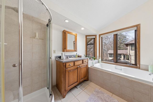 2248 James Street, Eagan, MN 55122