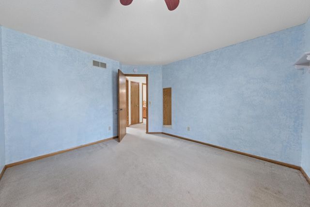 2248 James Street, Eagan, MN 55122