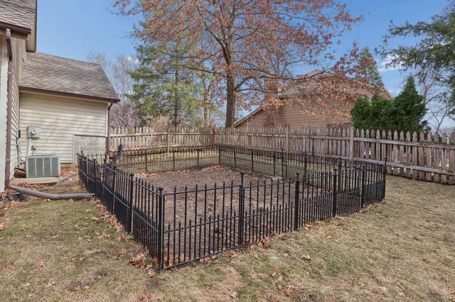 2248 James Street, Eagan, MN 55122