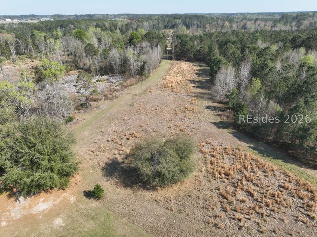 1418 Great Swamp Rd, Ridgeland, SC 29936