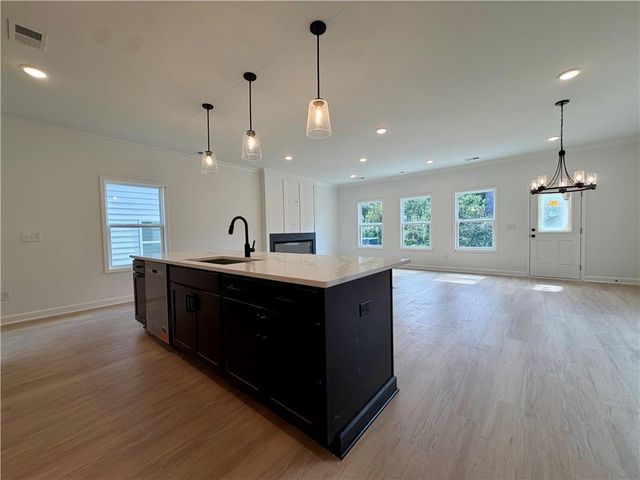 348 Marigold Lane, Woodstock, GA 30188