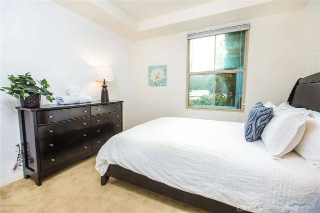 137 kempton, Irvine, CA 92620