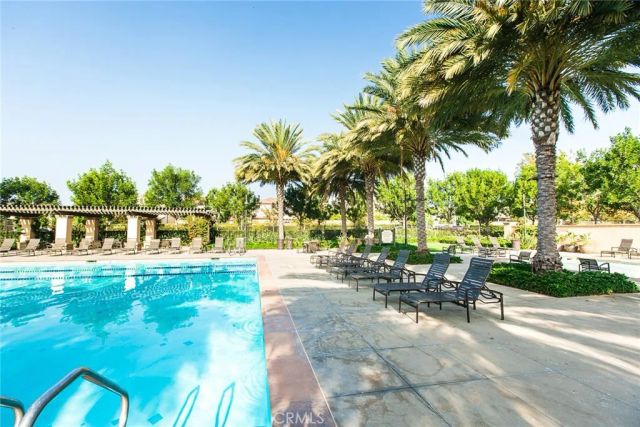 137 kempton, Irvine, CA 92620