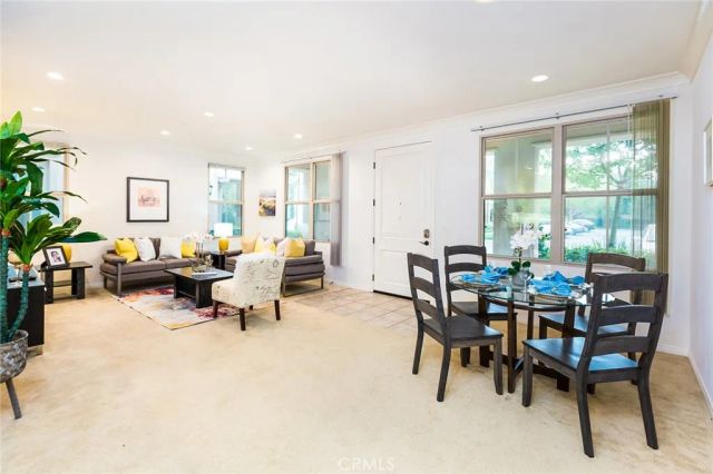 137 kempton, Irvine, CA 92620