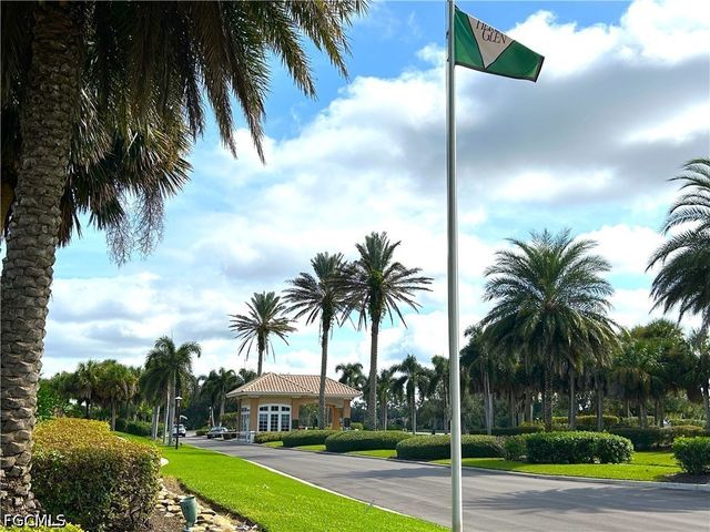 20940 Calle Cristal LN 1, North Fort Myers, FL 33917