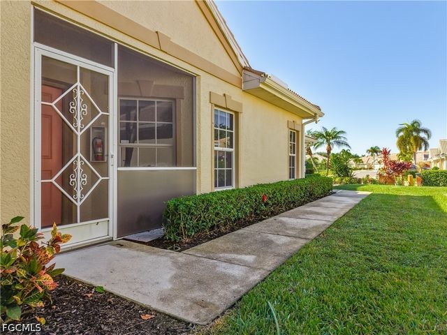 20940 Calle Cristal LN 1, North Fort Myers, FL 33917