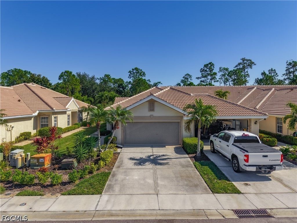 20940 Calle Cristal LN 1, North Fort Myers, FL 33917
