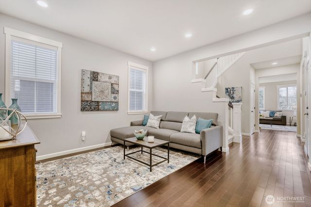 16208 SE 51st Place, Bellevue, WA 98006