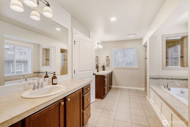 16208 SE 51st Place, Bellevue, WA 98006