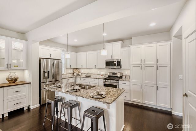 16208 SE 51st Place, Bellevue, WA 98006