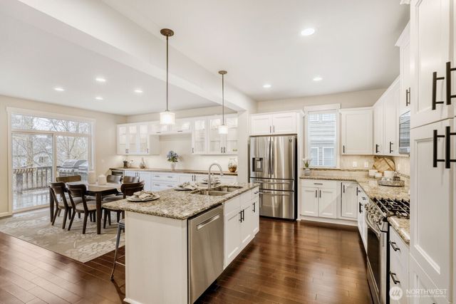 16208 SE 51st Place, Bellevue, WA 98006