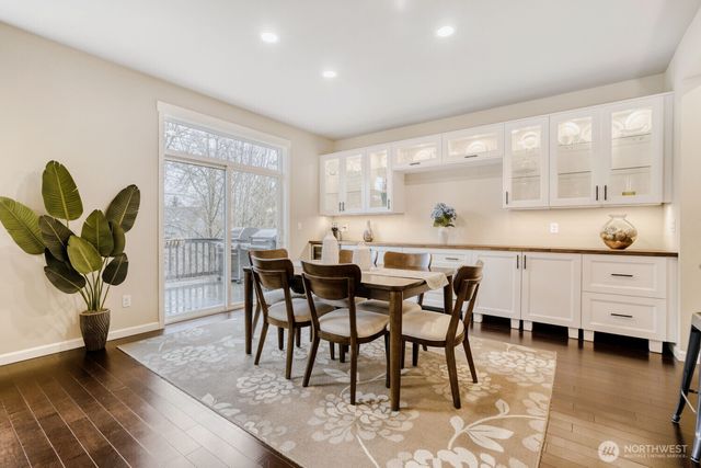 16208 SE 51st Place, Bellevue, WA 98006