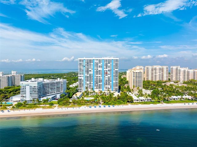 881 Ocean Drive 16F, Key Biscayne, FL 33149