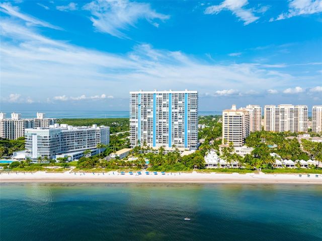 881 Ocean Drive 16F, Key Biscayne, FL 33149