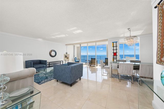881 Ocean Drive 16F, Key Biscayne, FL 33149