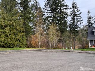 1618 Maple Valley Drive, Centralia, WA 98531