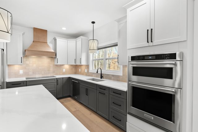 8480 Knotty Pine Lane, Texas Twp, MI 49009