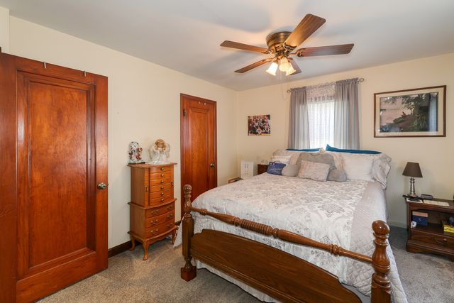 220 S First Street, Elburn, IL 60119