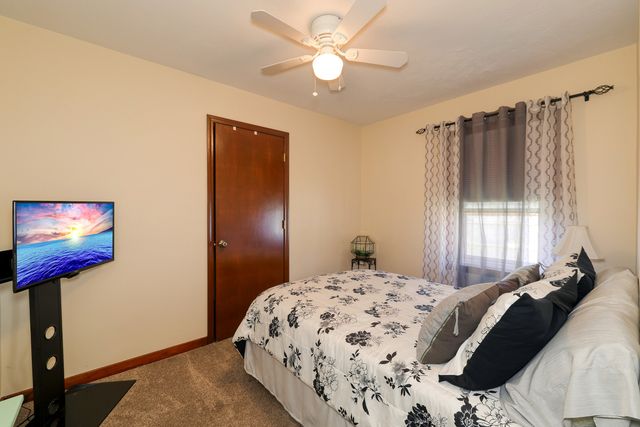 220 S First Street, Elburn, IL 60119