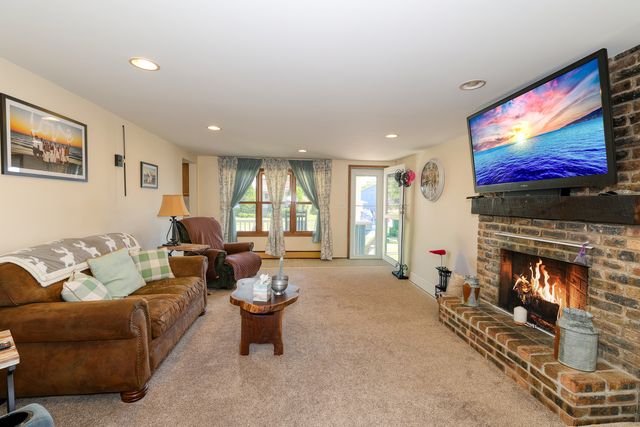 220 S First Street, Elburn, IL 60119