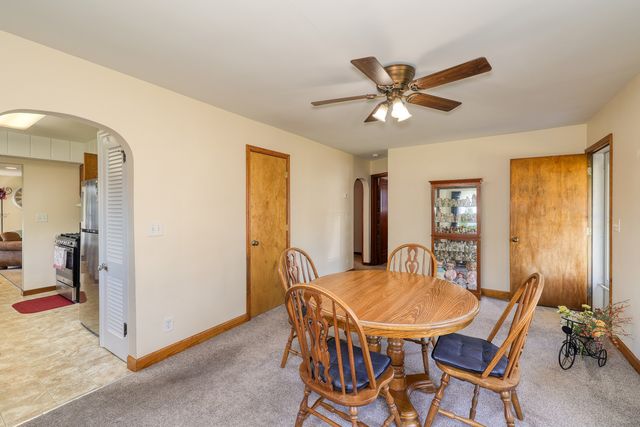 220 S First Street, Elburn, IL 60119
