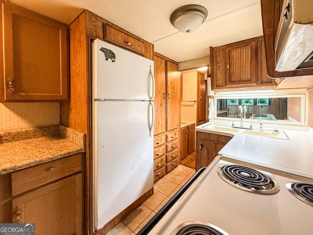 152 Canyon Pass, Cleveland, GA 30528