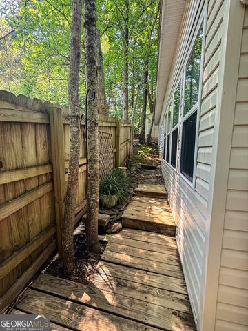 152 Canyon Pass, Cleveland, GA 30528