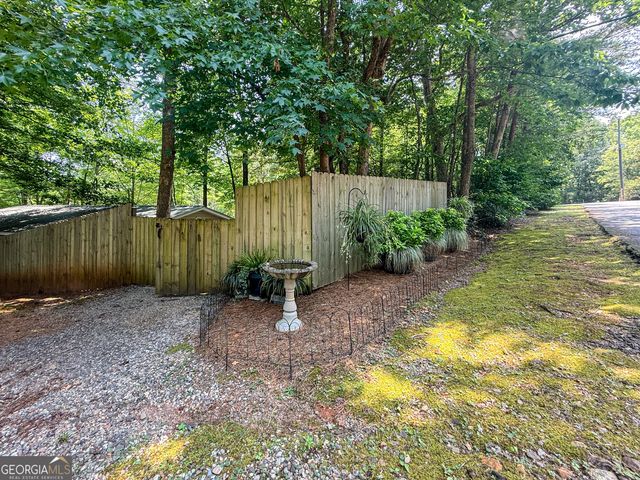 152 Canyon Pass, Cleveland, GA 30528