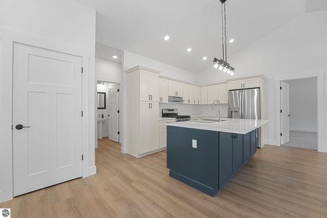 2266 Arbutus Ridge Drive, Traverse City, MI 49684