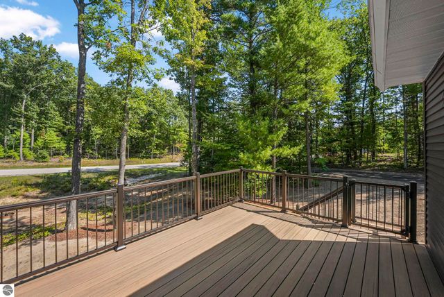 2266 Arbutus Ridge Drive, Traverse City, MI 49684