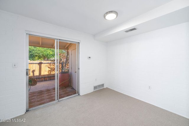 488 N Silverbell Road UNIT A, Tucson, AZ 85745