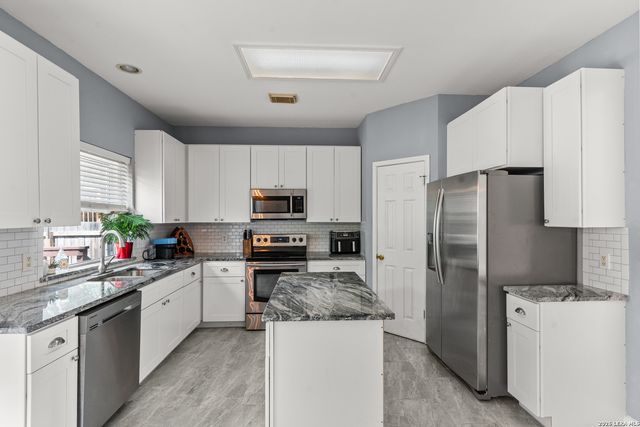 6534 Jade Meadow, San Antonio, TX 78249