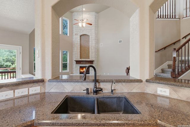 26147 Wood Chuck, San Antonio, TX 78260