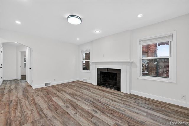 16873 Mansfield Street, Detroit, MI 48235