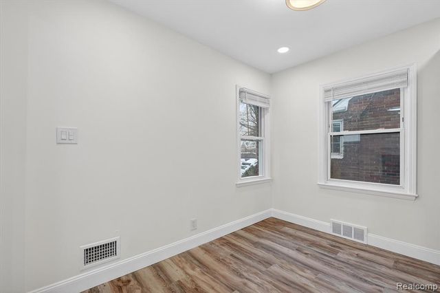 16873 Mansfield Street, Detroit, MI 48235