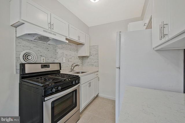 107 JOLIET ST SW, Washington, DC 20032