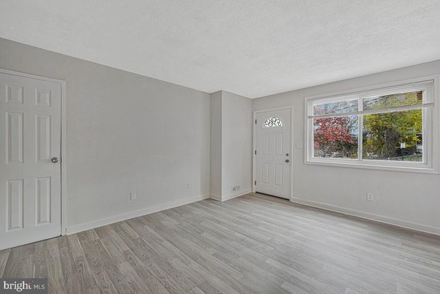 107 JOLIET ST SW, Washington, DC 20032